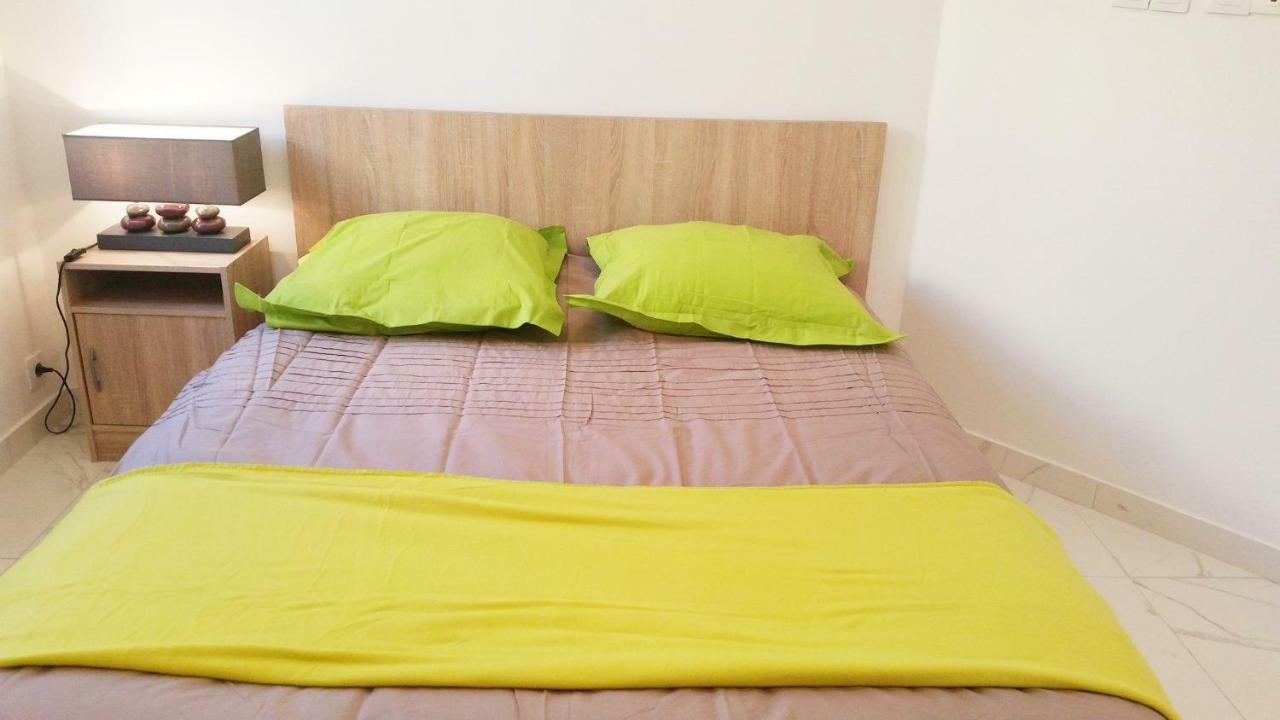 Le De Gaulle Apartment Antibes Bagian luar foto