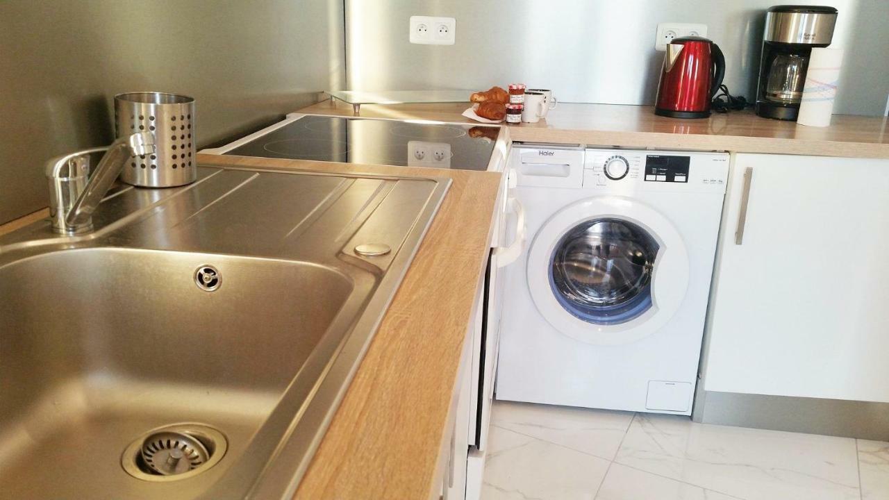 Le De Gaulle Apartment Antibes Bagian luar foto
