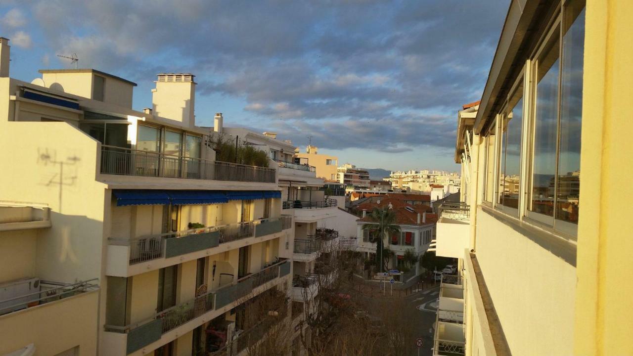 Le De Gaulle Apartment Antibes Bagian luar foto